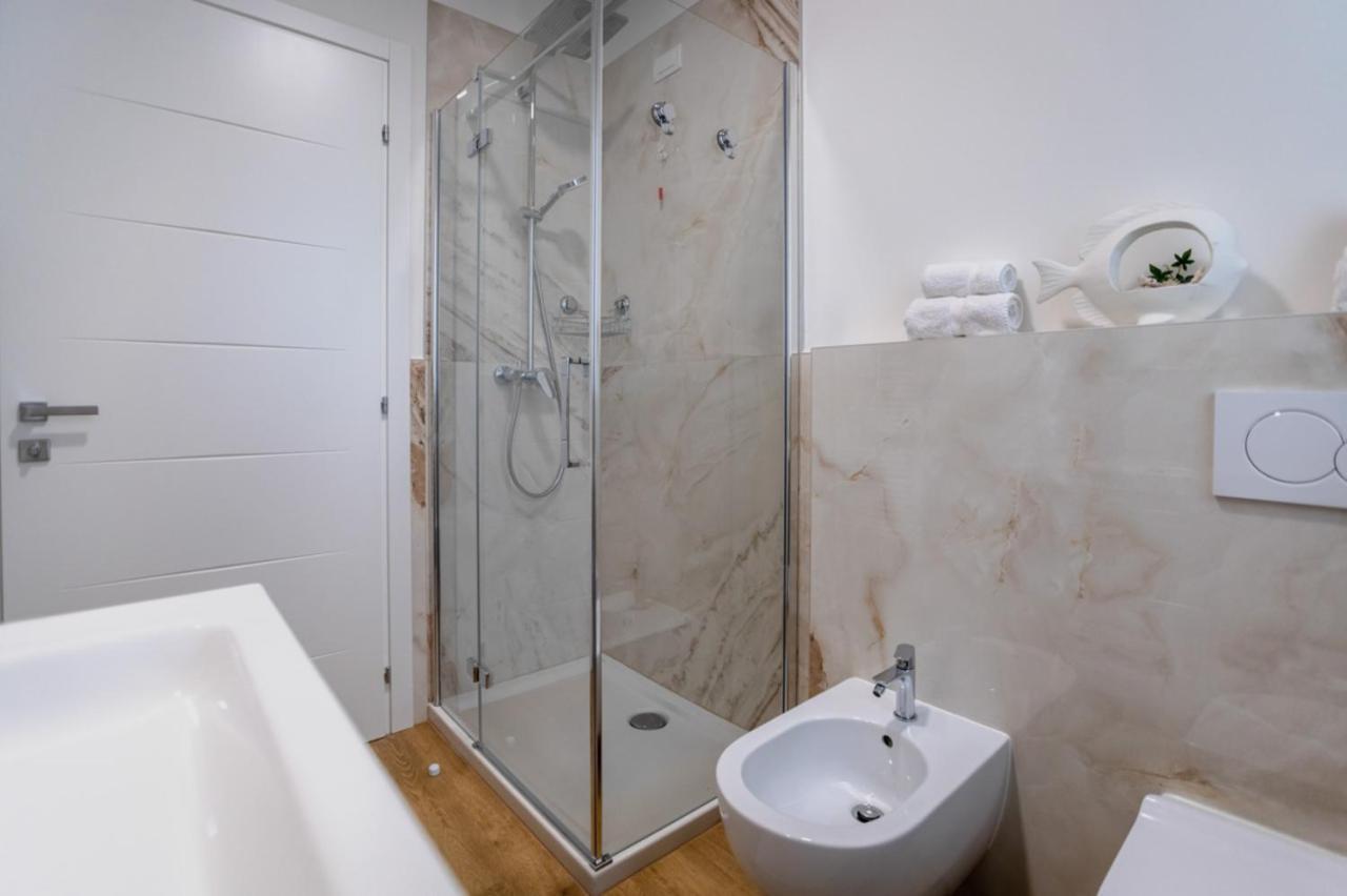 B&B Quattro Stagioni Charme And Wellness Besnate Экстерьер фото