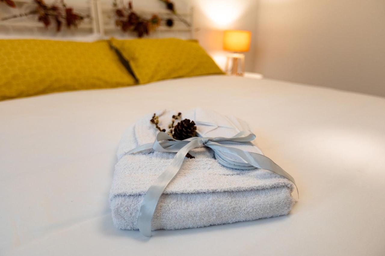 B&B Quattro Stagioni Charme And Wellness Besnate Экстерьер фото