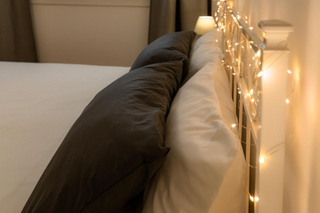 B&B Quattro Stagioni Charme And Wellness Besnate Экстерьер фото